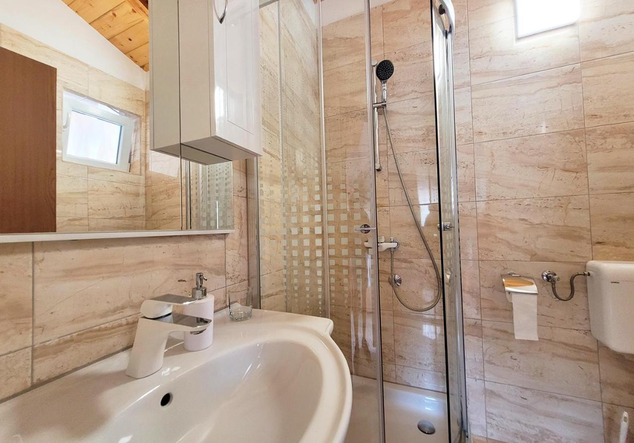 Luxury Villa Poquito Zagvozd Esterno foto