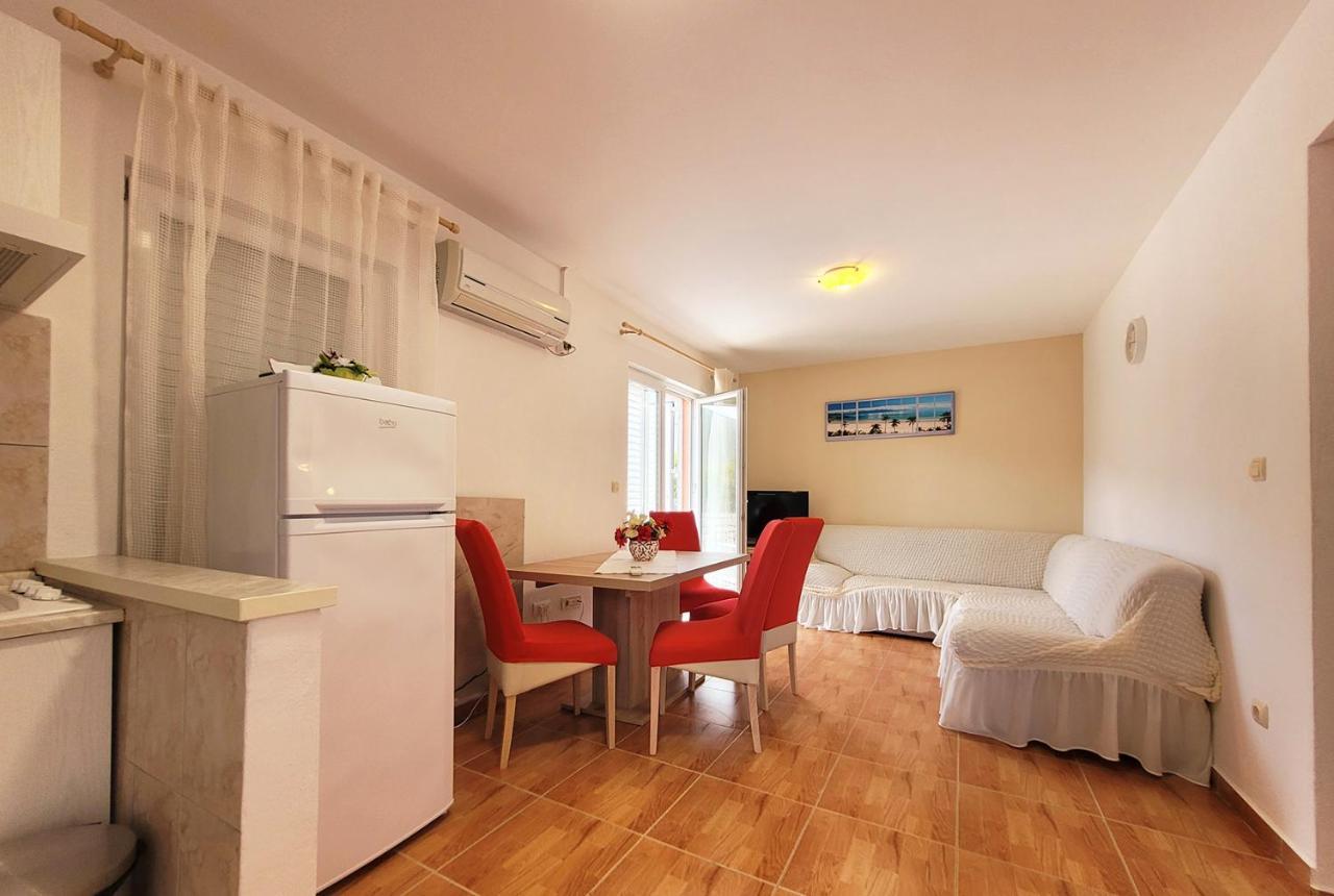 Luxury Villa Poquito Zagvozd Esterno foto