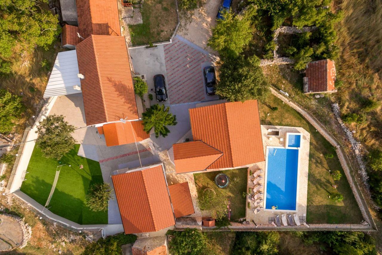 Luxury Villa Poquito Zagvozd Esterno foto