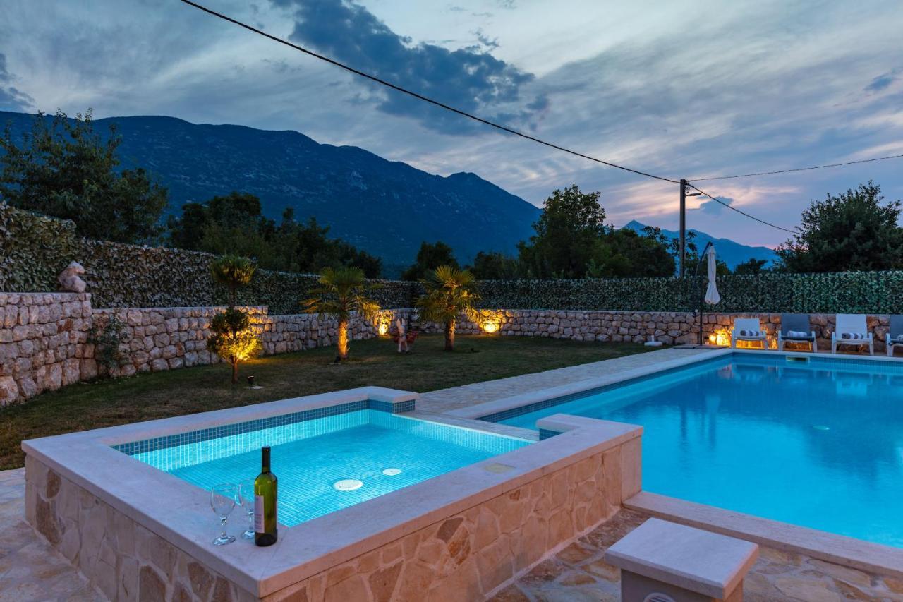 Luxury Villa Poquito Zagvozd Esterno foto