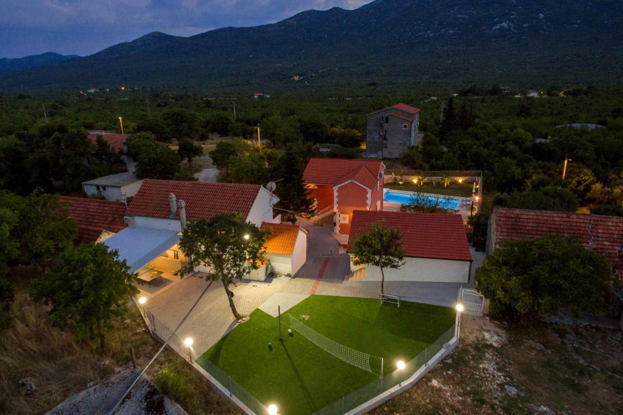 Luxury Villa Poquito Zagvozd Esterno foto
