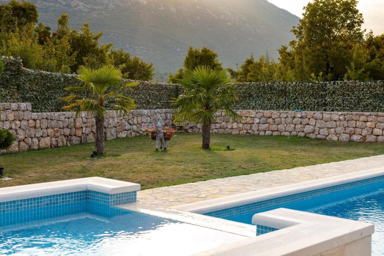 Luxury Villa Poquito Zagvozd Esterno foto